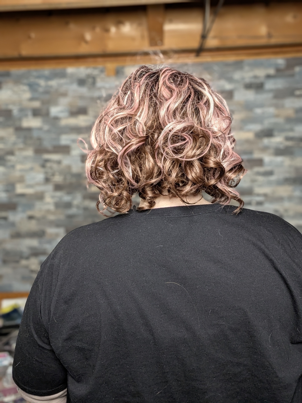 Nia wig - Blush Latte- Standard Cap - Picture 2 of 3